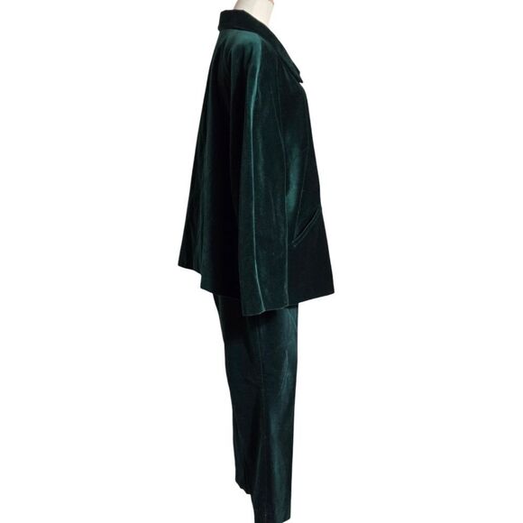 Talbots Green Velvet Blazer and Pants Plus Size See Description - Picture 3 of 11